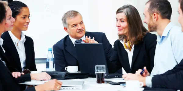 Effective stakeholder communication